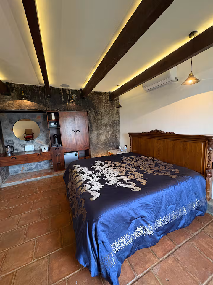 Interior real de una suite de Hacienda Santa Teresa